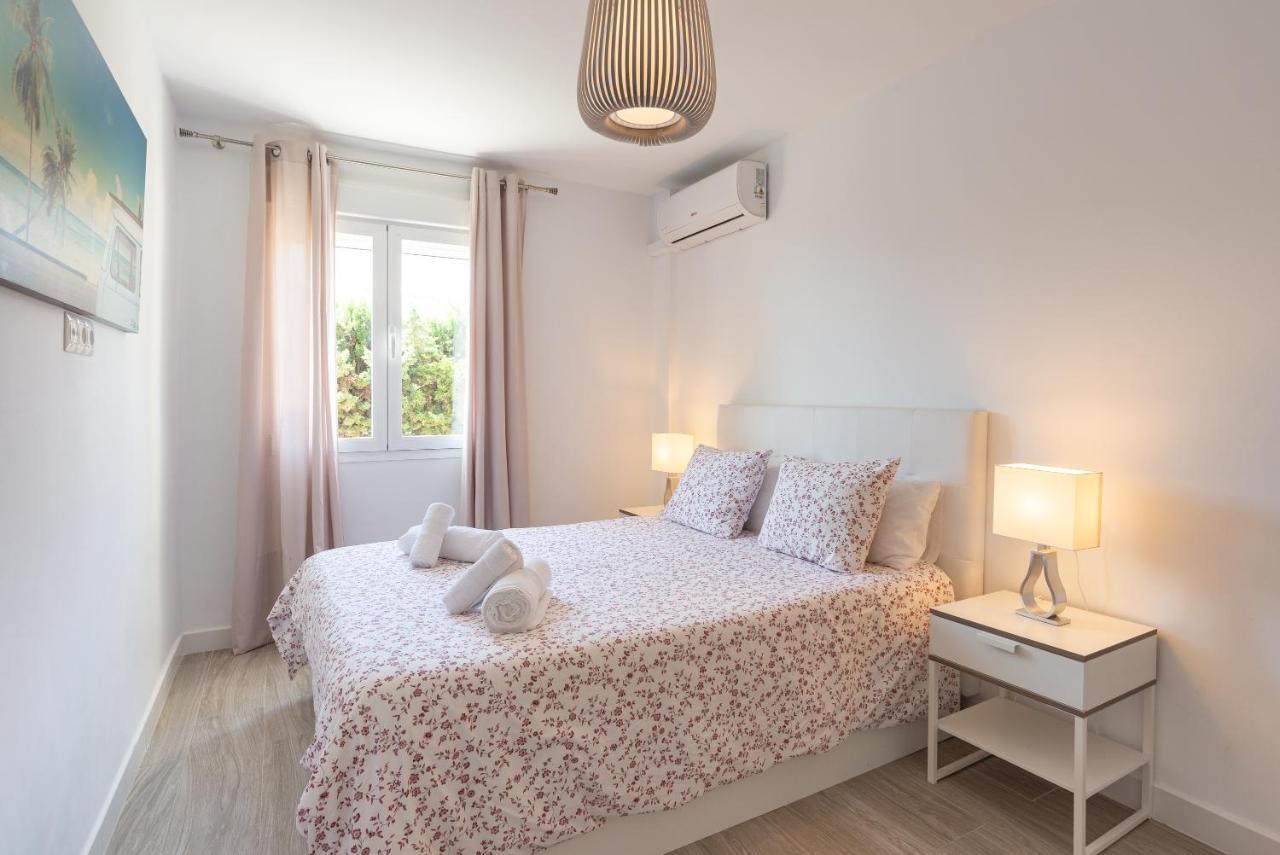 Atalaya Beach By Ele Apartments رينكون ذي لا مْبيكتوري المظهر الخارجي الصورة